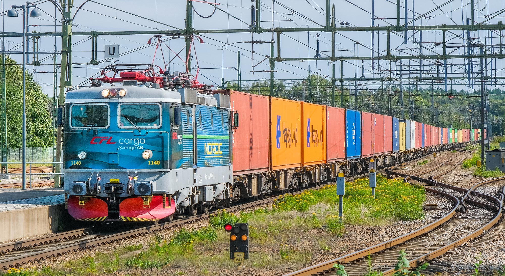 Bild: CFL Cargo/Nordic Re-Finance Rc4 1140 med godståg i Herrljunga 2024